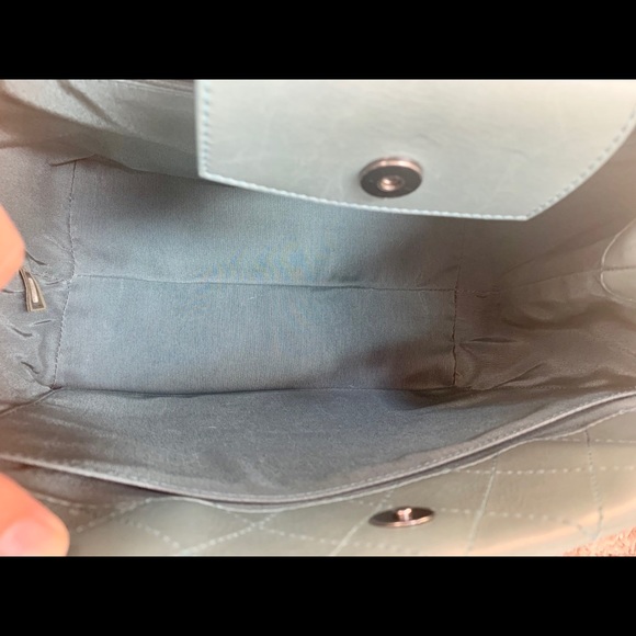 Chanel quilted shopping tote like new - Picture 6 of 6